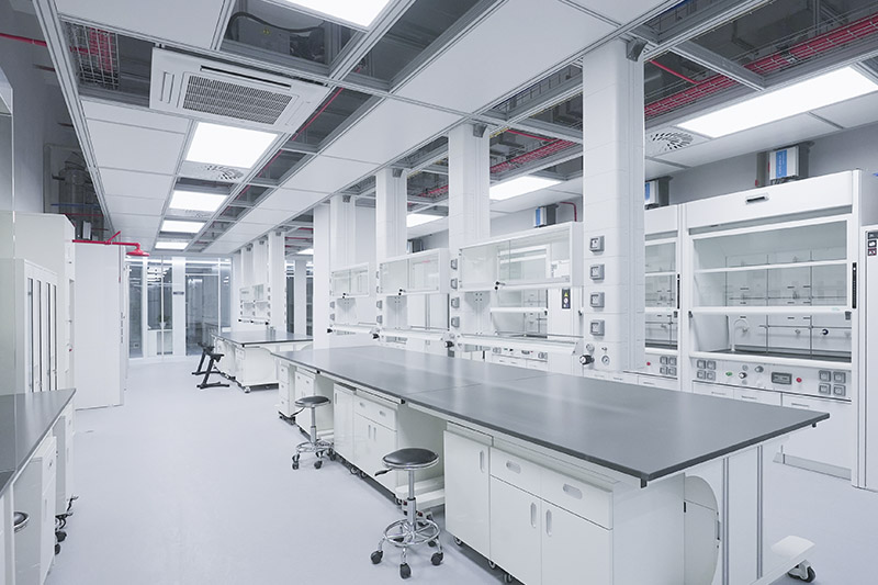 突泉实验室革新：安全与科技的现代融合